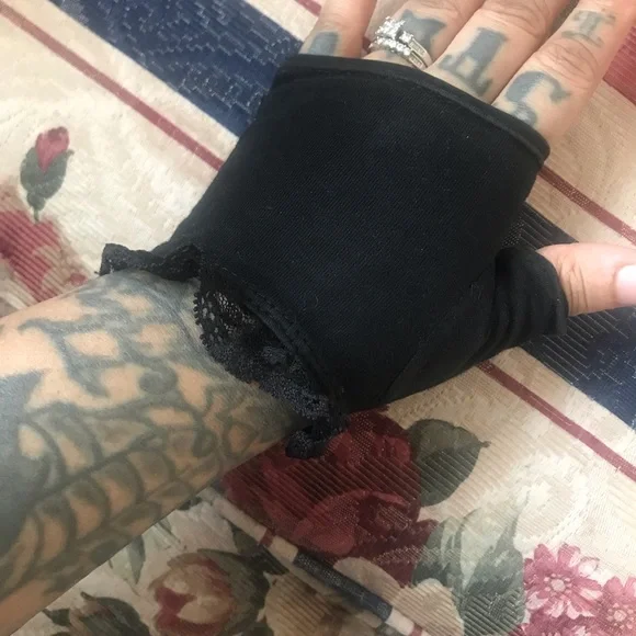 Goth/Biker style mix glove set - Picture 3 of 4